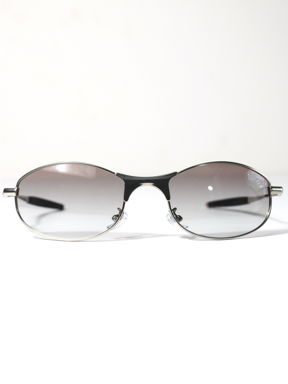 Oval Gradient Lens Sunglasses in Black and Silver
